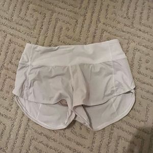 Speed up high-rise lined shorts 2.5